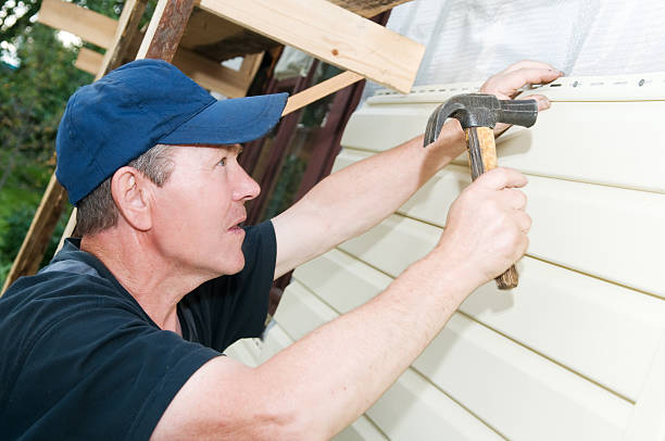 How To Choose The Right Materials for Your Siding Installation in 'Gas City, IN